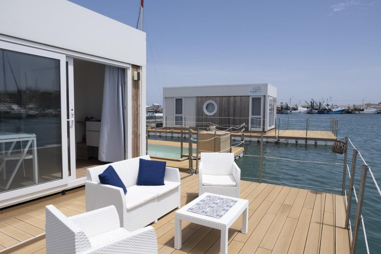 Hotel Houseboat Floatart Experience Bisceglie Esterno foto